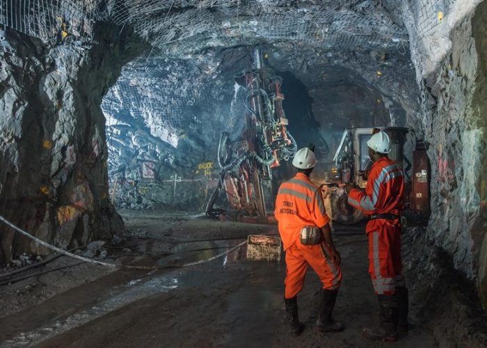 حضور مهندسی و متخصصین در سیمیا